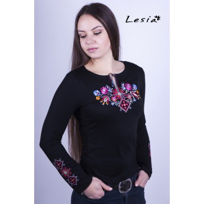 Embroidered t-shirt with long sleeves "Forest Song" pink on black